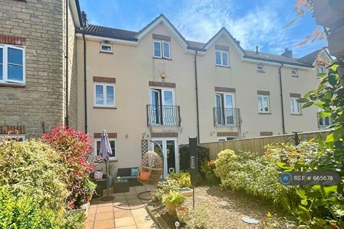 4 Bedroom Terraced House To Rent In New Road, Frome, BA11