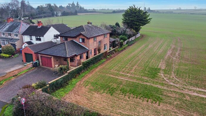 3 Bedroom Detached House For Sale In Station Road, Cogenhoe, Northampton, Northamptonshire, NN7