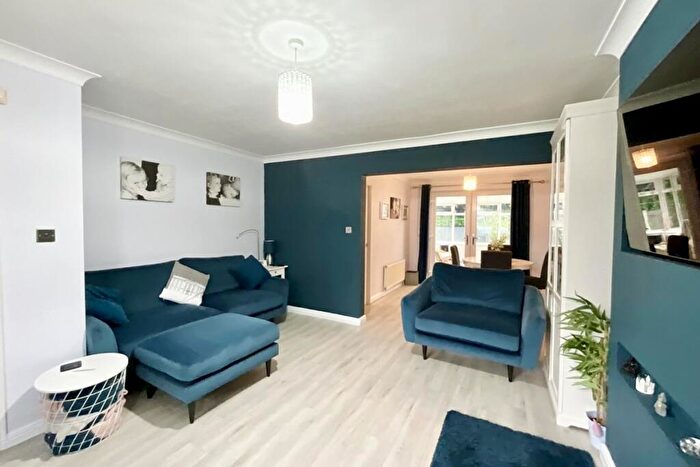 4 Bedroom Detached House For Sale In Ambler Rise, Aughton, Sheffield, S26