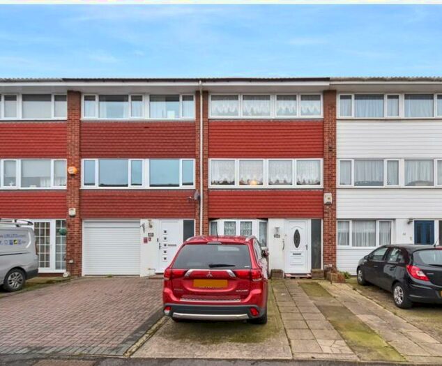 4 Bedroom Terraced House To Rent In Swanley, #, BR8