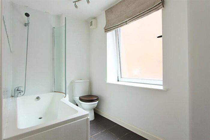 1 Bedroom Flat To Rent In Wilkinson Street, Sheffield, S10