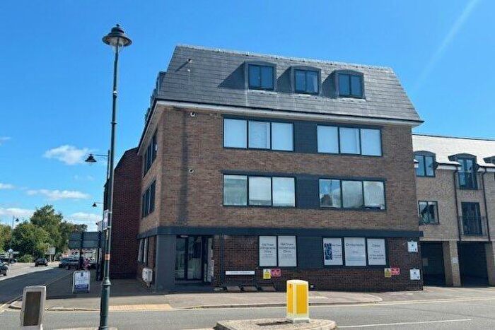 1 Bedroom Flat To Rent In Newport Street, Swindon, SN1