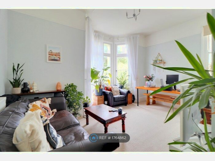 1 Bedroom Flat To Rent In Delacourt Mansions, London, SE21