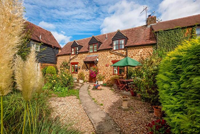 3 Bedroom Cottage For Sale In Baldwins Lane, Tysoe, CV35