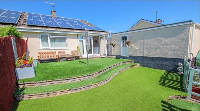 2 Bedroom Bungalow For Sale In Knightcott Park, Banwell, Somerset, BS29