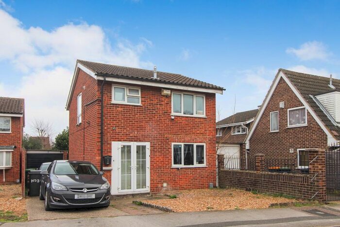 3 Bedroom Detached House To Rent In Ringwood Close, Kempston, Bedford, MK42