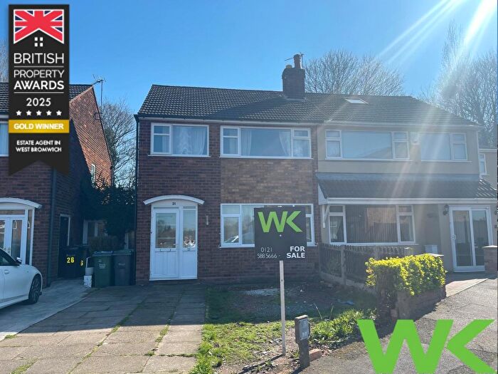 3 Bedroom Semi Detached House For Sale In Jayne Close, West Bromwich, B71