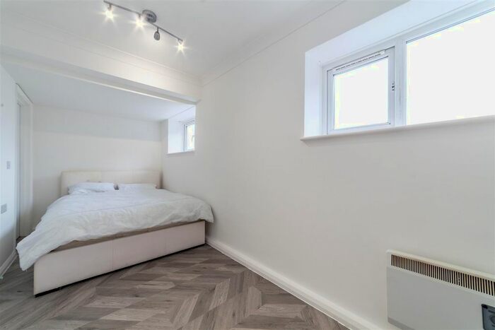 1 Bedroom Property To Rent In Bensham Lane, Thornton Heath, CR7