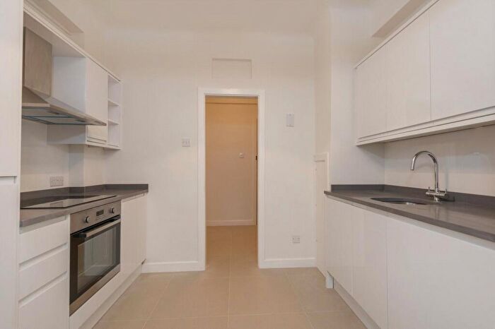 2 Bedroom Apartment To Rent In Grove End Gardens, Grove End Road, St Johns Wood, London, NW8