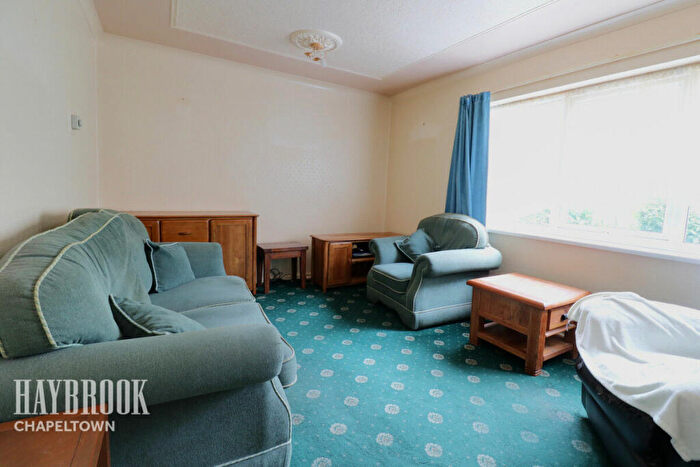 2 Bedroom Flat For Sale In Crabtree Road, Sheffield, S5