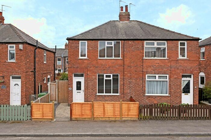 2 Bedroom Semi-Detached House To Rent In Westwood Terrace, South Bank, York, YO23