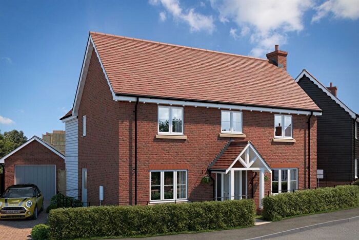 4 Bedroom Detached House For Sale In Braiswick, Colchester, CO4