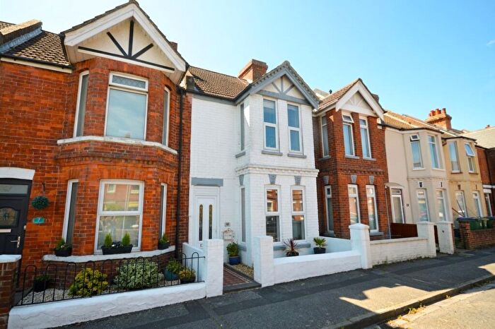 3 Bedroom Terraced House For Sale In Oaks Road, Folkestone, CT20