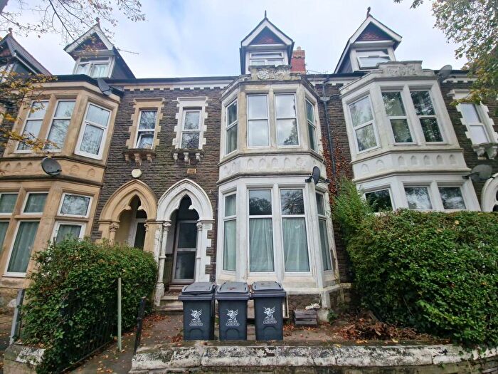 3 Bedroom Flat To Rent In Albany Road, CF24
