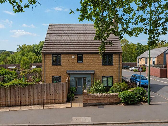 4 Bedroom Detached House For Sale In Bestwood Road, Nottingham, NG6