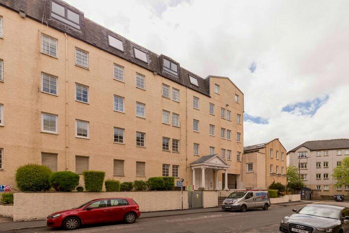 1 Bedroom Flat To Rent In Caledonian Crescent, Dalry, Edinburgh, EH11