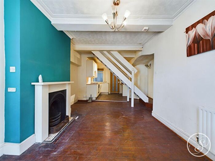 2 Bedroom Terraced House For Sale In Colton Road, Whitkirk, Leeds, LS15