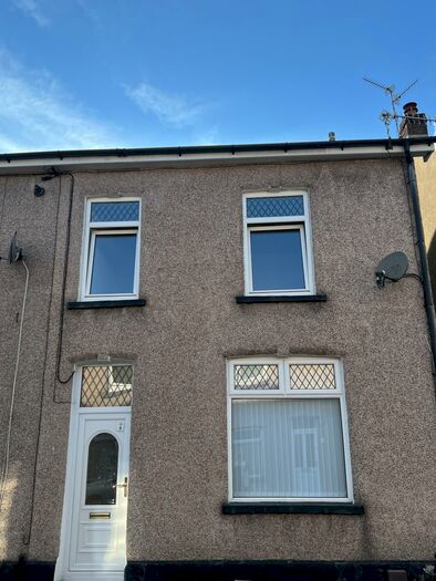 3 Bedroom Terraced House To Rent In Wesley Place, NP11