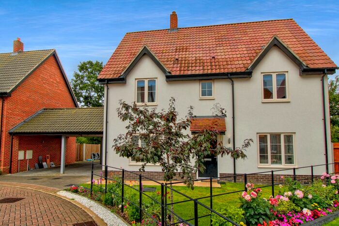 4 Bedroom Detached House For Sale In Chapel Road, Mendlesham, Stowmarket, IP14