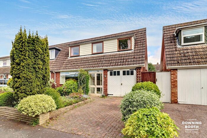 3 Bedroom Semi-Detached House For Sale In Ferrers Road, Yoxall - No Upward Chain, DE13