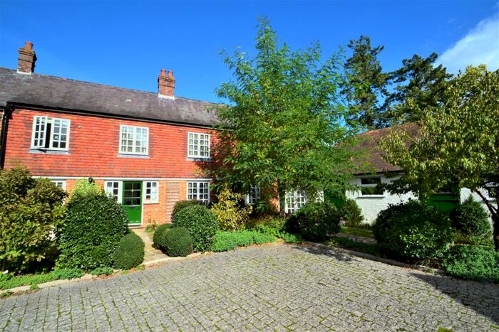 3 Bedroom Semi-Detached House To Rent In Duncton, Petworth, West Sussex, GU28