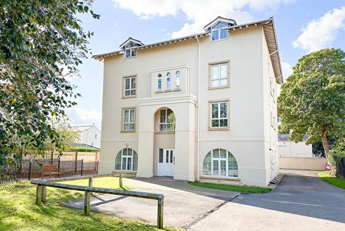 2 Bedroom Apartment To Rent In The Park, Cheltenham, GL50