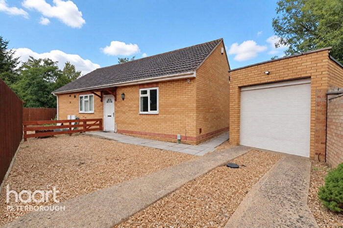 2 Bedroom Detached Bungalow For Sale In St Pauls Road, Peterborough, PE1