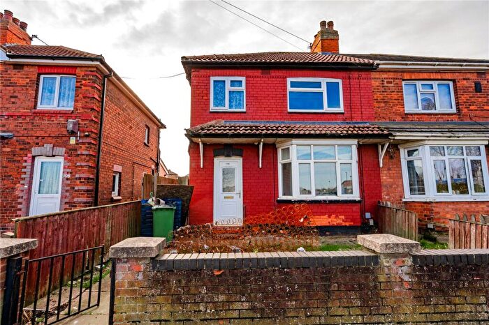 3 Bedroom Semi-Detached House For Sale In Sutcliffe Avenue, Grimsby, Lincolnshire, DN33