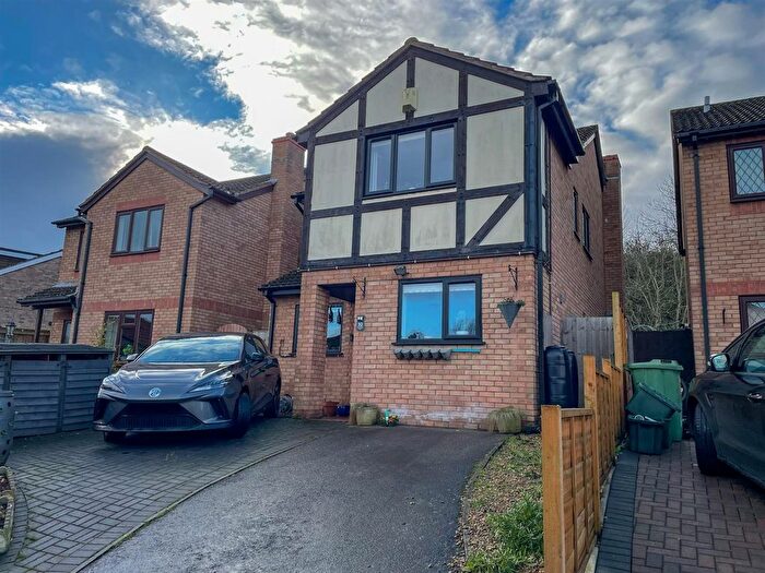 4 Bedroom Property For Sale In Rossendale Close, Weston-Super-Mare, BS22