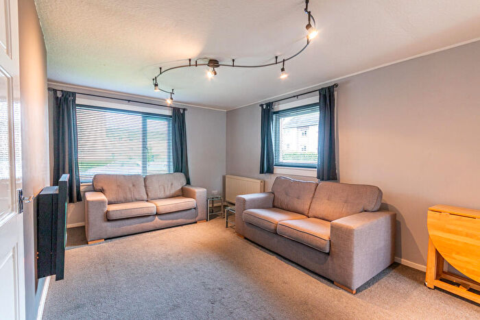 2 Bedroom Flat To Rent In L – Firrhill Loan, Edinburgh, EH13