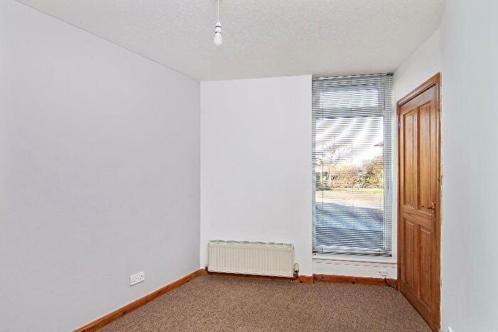 1 Bedroom Flat To Rent In Mountcastle Drive North, Northfield, Edinburgh, EH8