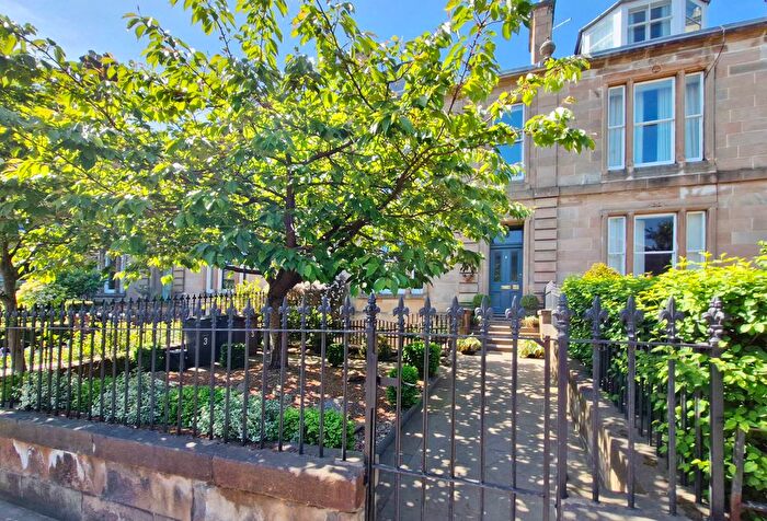 2 Bedroom Flat For Sale In A Inverleith Row, Inverleith, Edinburgh, EH3