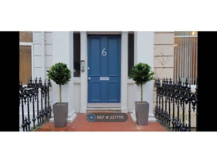 1 Bedroom Flat To Rent In Queens Crescent, Glasgow, G4