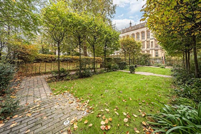 2 Bedroom Flat For Sale In Fetter Lane, Fetter Lane, City Of London, EC4A