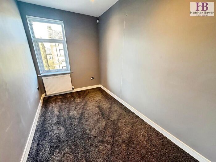 2 Bedroom End Of Terrace House To Rent In Albert Road, Queensbury, Bradford, BD13