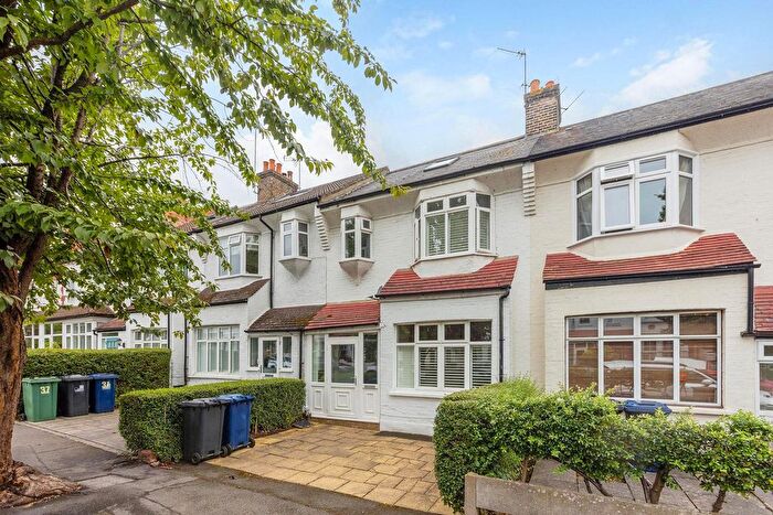 4 Bedroom Terraced House For Sale In Curzon Road, London, W5