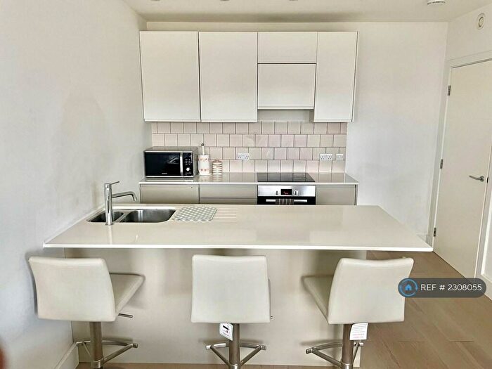 1 Bedroom Flat To Rent In Osborn House, London, SE3
