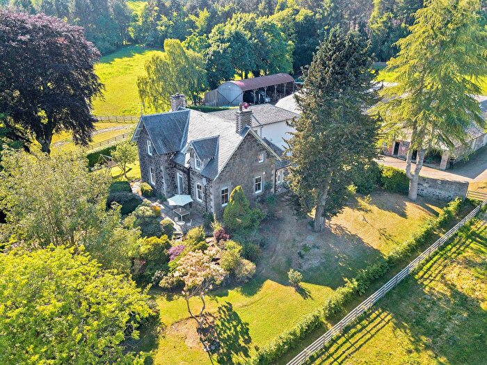 5 Bedroom Equestrian Property For Sale In Kinnaird, Inchture, Perth, PH14