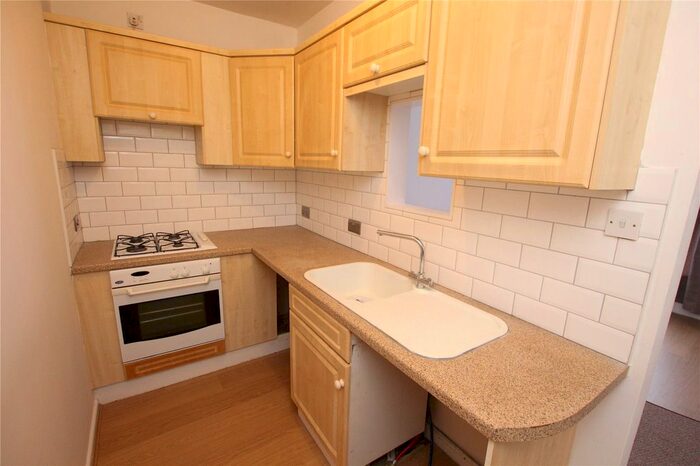 1 Bedroom Maisonette To Rent In Ordnance Road, Southampton, Hampshire SO15