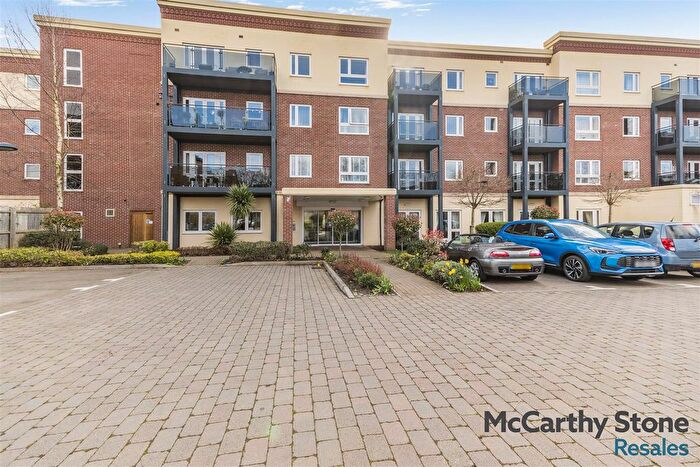 2 Bedroom Flat For Sale In Bilberry Place, Recreation Road, Bromsgrove, B61