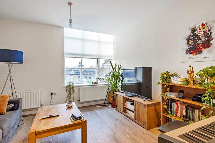 1 Bedroom Apartment To Rent In Lewisham High Street, Tower House, SE13