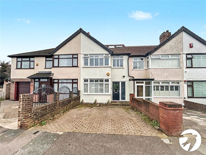 4 Bedroom Terraced House For Sale In Sycamore Avenue, Sidcup, Kent, DA15