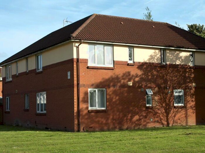 1 Bedroom Apartment To Rent In Whiteway Close, St. Annes Park, Bristol, BS4