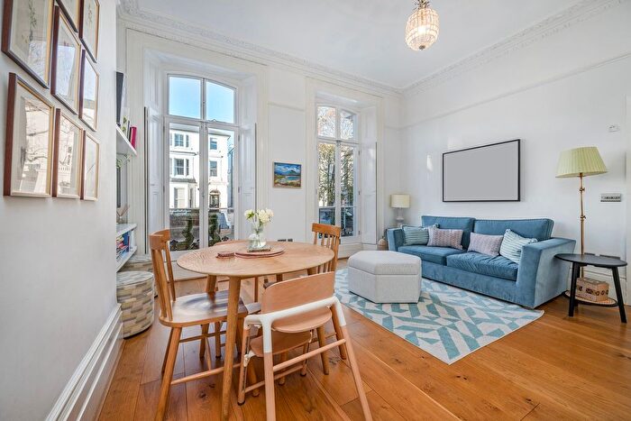 2 Bedroom Flat For Sale In Abbey Road, London, NW6