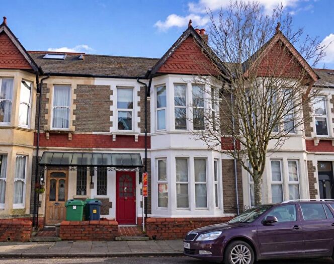 4 Bedroom Terraced House For Sale In Newfoundland Road, Heath/Gabalfa, Cardiff, CF14