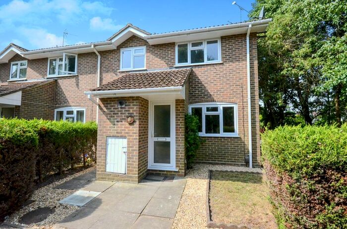 2 Bedroom Property To Rent In Netherhouse Moor, Church Crookham, Fleet, GU51