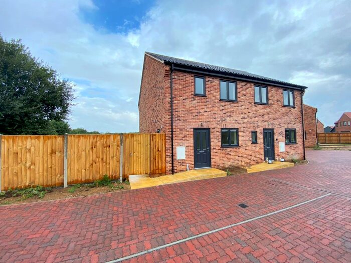 2 Bedroom Semi-Detached House For Sale In Meadow View Close, Beeston, King's Lynn, PE32