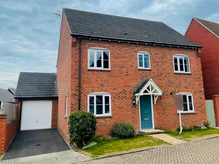 4 Bedroom Detached House To Rent In Didcot, Oxfordshire, OX11