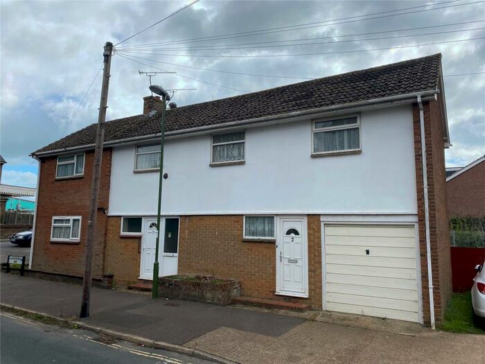 2 Bedroom Apartment To Rent In Angmering Way, Rustington, Littlehampton, West Sussex, BN16