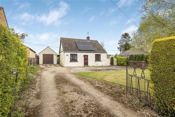 2 Bedroom Bungalow For Sale In Fields Road, Chedworth, Cheltenham, Gloucestershire, GL54